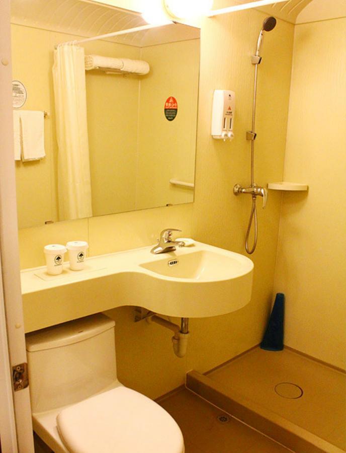 Greentree Inn Hebei Qinhuangdao Peace Avenue Express Hotel Екстериор снимка