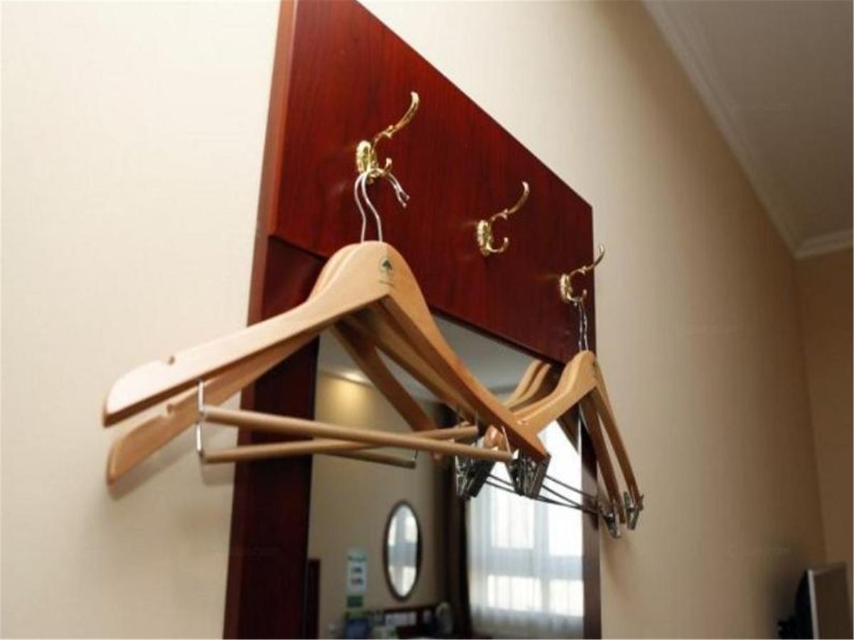 Greentree Inn Hebei Qinhuangdao Peace Avenue Express Hotel Екстериор снимка
